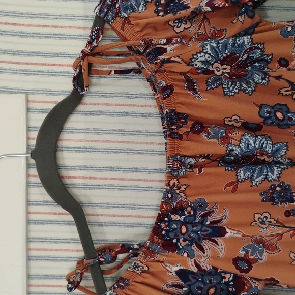 First Love Empire Waist Top Girls - Picture 8 of 9